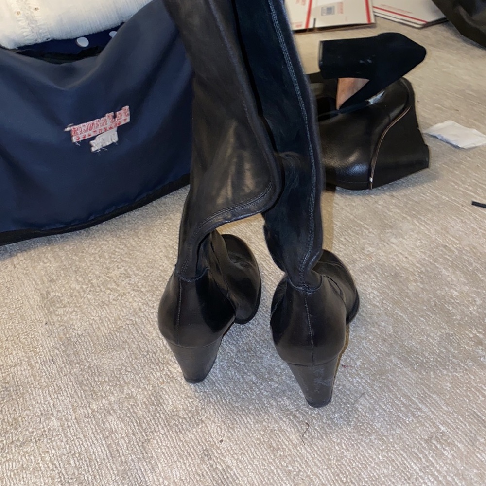 Vince Camuto tall boots - Picture 3 of 4